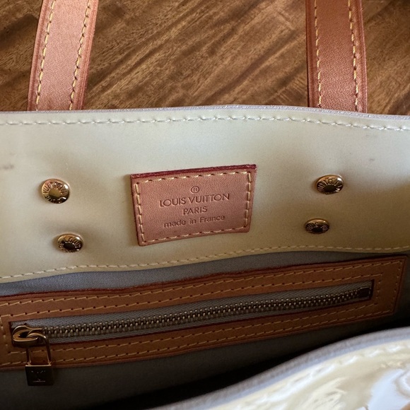 Louis Vuitton Handbag Mini Vernis Houston Monogram Light Yellow - Picture 6 of 10